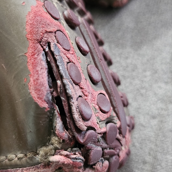 authentic Louis Vuitton shoes - Picture 10 of 12